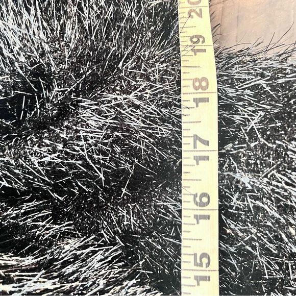 Max Studio Black Faux Tinsel Fur Cropped Jacket XS Oversized - Picture 8 of 10